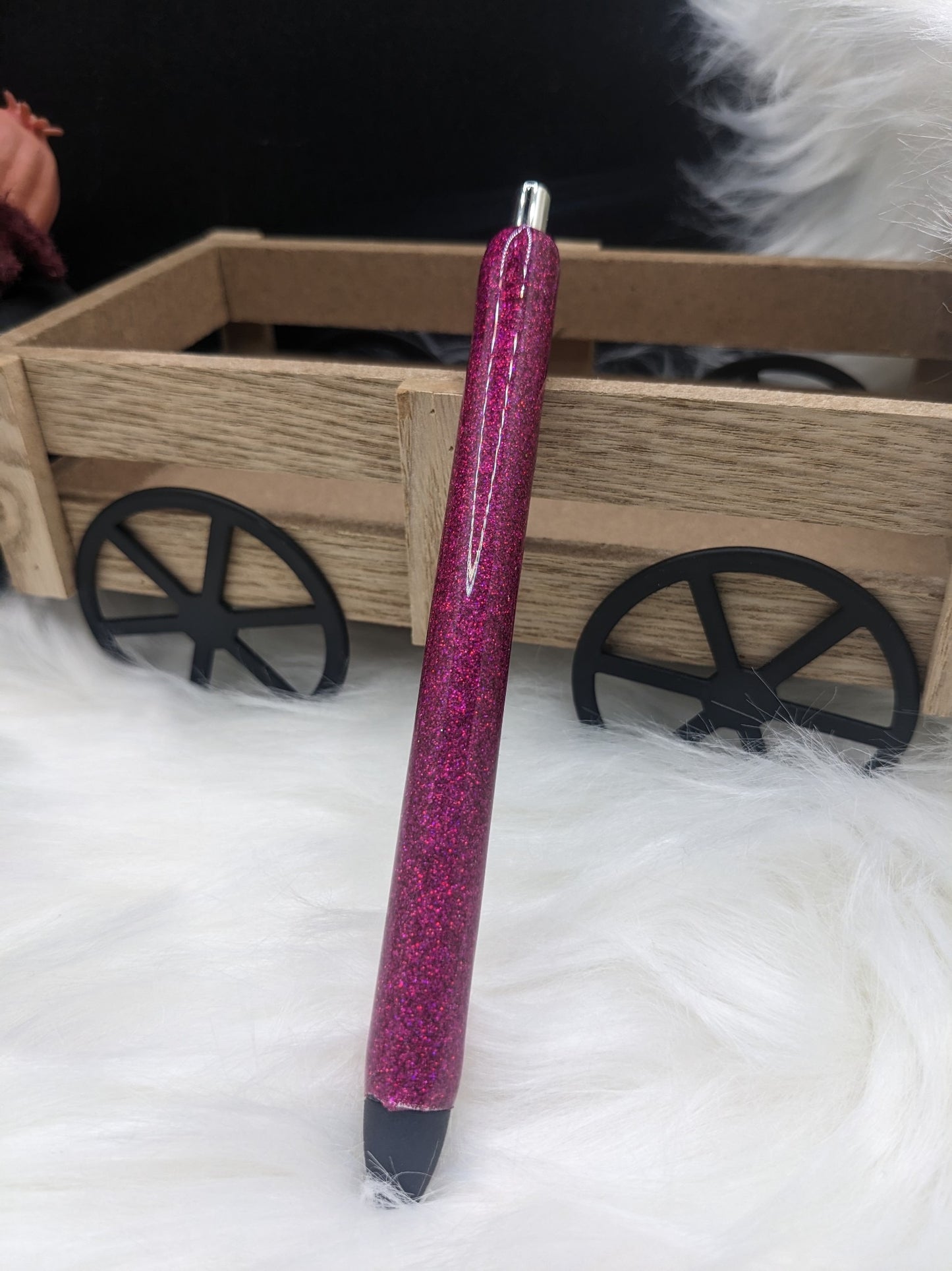 Glitter pen